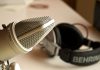 Microphone and headphones